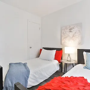 Apartment Free Parking In Beautiful Lachine