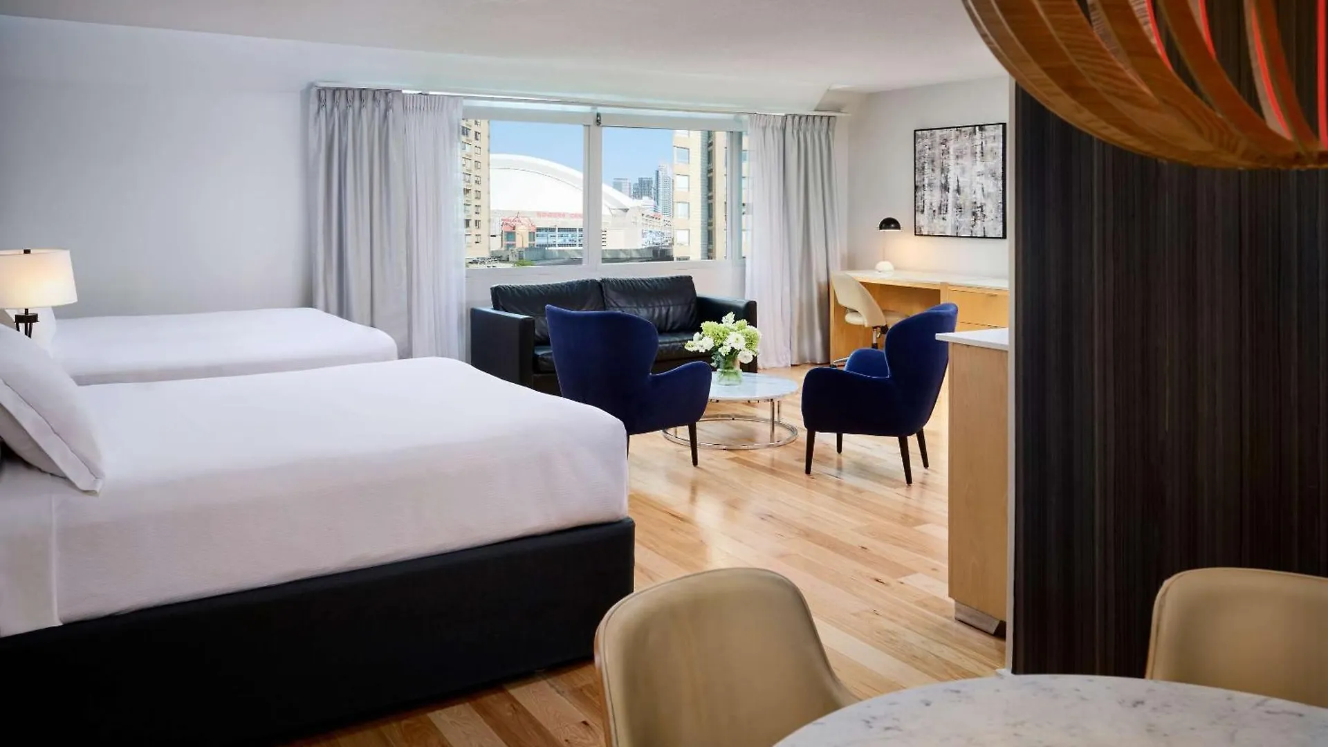 Radisson Blu Toronto Downtown Hotel 4*,