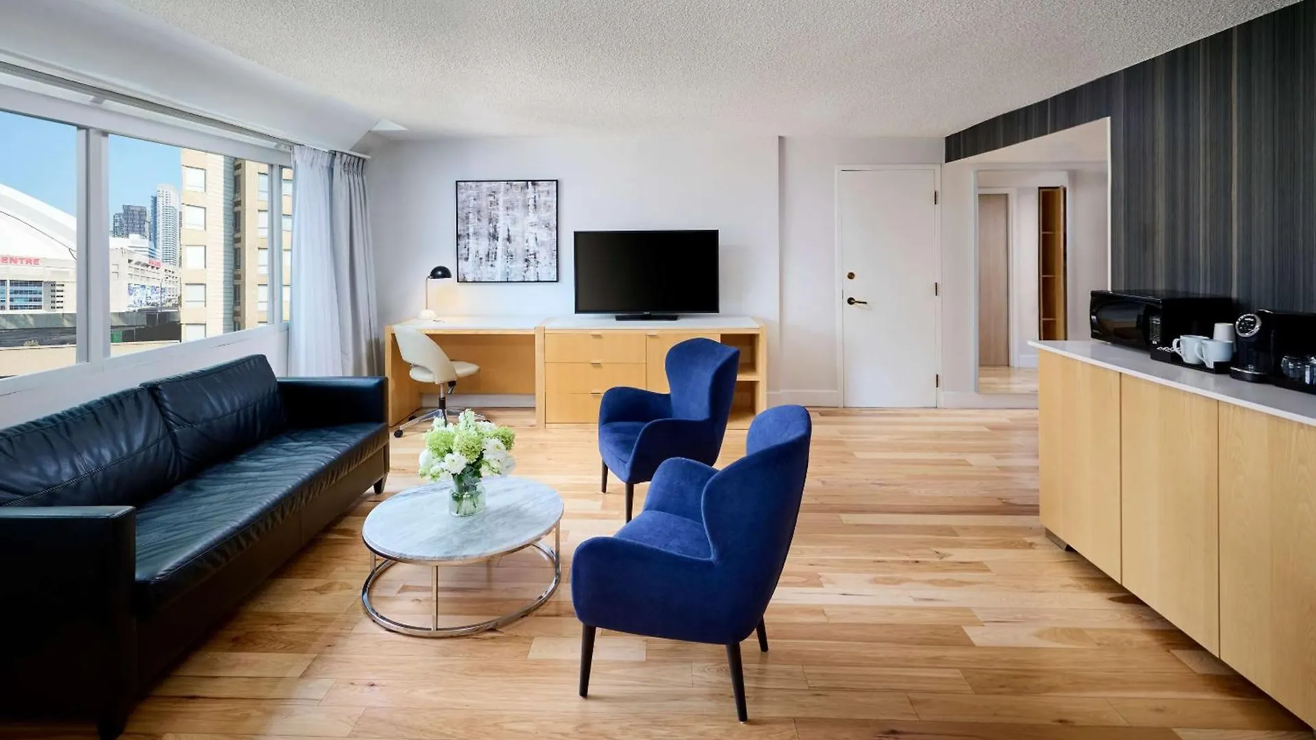 Radisson Blu Toronto Downtown Hotel 4*,
