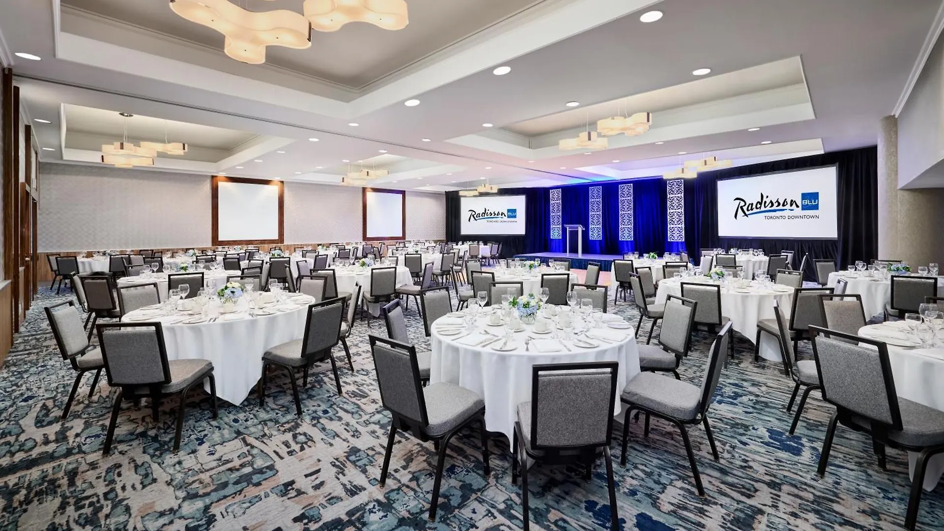 ****  Radisson Blu Toronto Downtown Hotel Canada