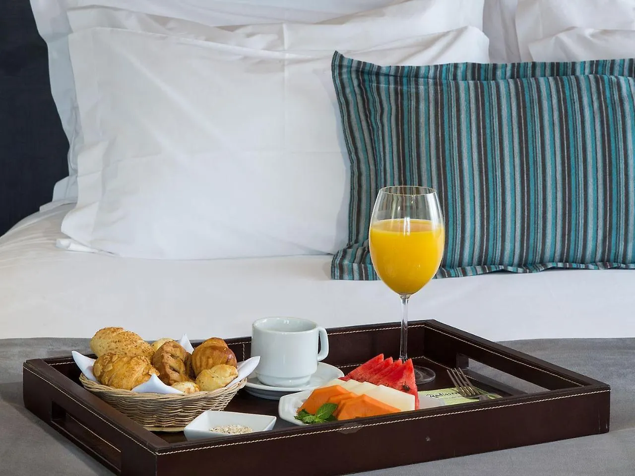Radisson Blu Toronto Downtown Hotel